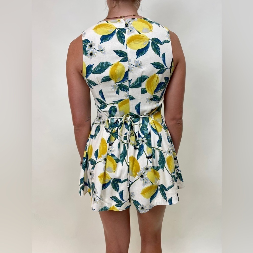 Brand new with tags Dress Forum Lemon Print Romper size small - Picture 2 of 3